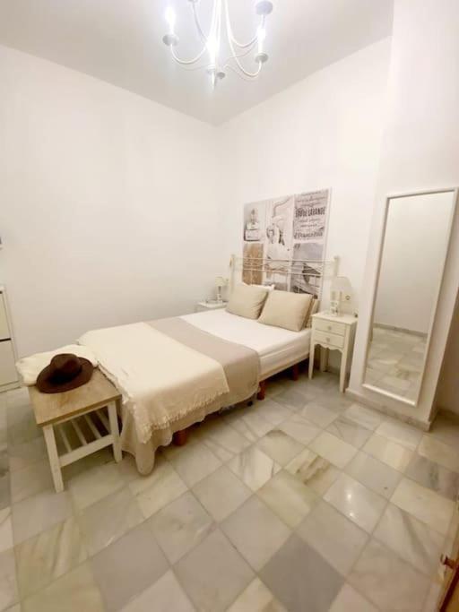 Apartamento En Calle Regla Sanz Seville Exterior photo