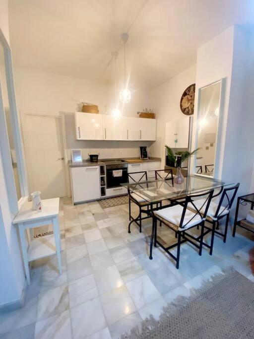 Apartamento En Calle Regla Sanz Seville Exterior photo