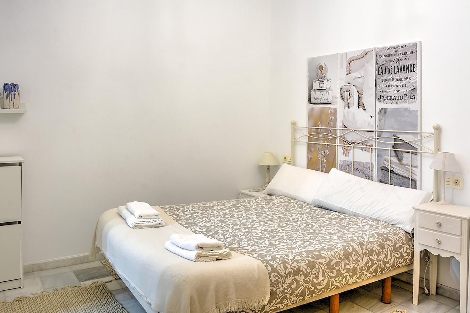 Apartamento En Calle Regla Sanz Seville Exterior photo